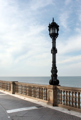 Fototapeta na wymiar Promenade paseo de Santa Barbara in Cádiz