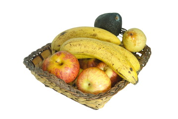 Cesto de palha com fruta - maças, peras e bananas - cesto feito á mão