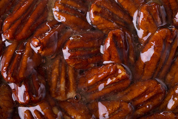 Glassed pecan nuts