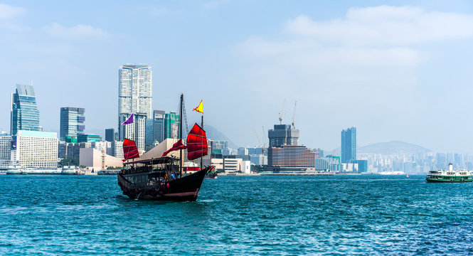 Junkboat in Hong Kong