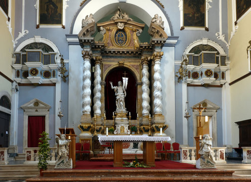Main altar of the Franciscan Church and Monastery in Dubrovnik, Croatia with the resurrected Christ statue created by the sculptor Celia from Ancona in 1713.