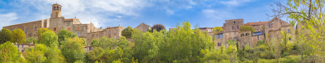 Fototapeta na wymiar Panorama de Cordes-sur-Ciel, Tarn, France