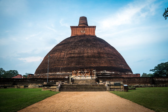 Jetavanaramaya Ancient Temple