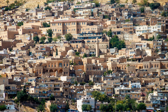 Midyat Bilder – Durchsuchen 1,227 Archivfotos, Vektorgrafiken und ...