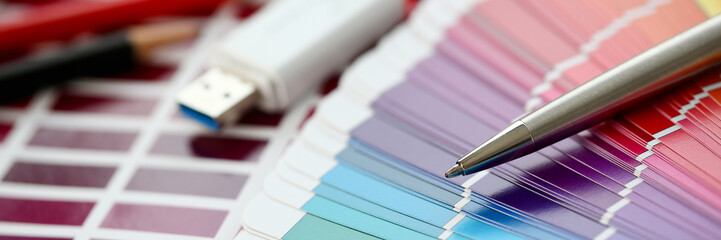 Color print of pantone statistics offset