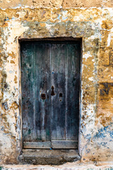 Fassade mit alter Tür