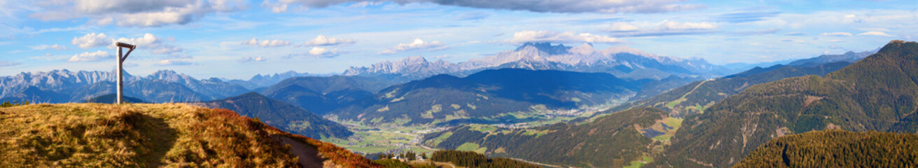 Ein Panoramabild in den Ennspongau 