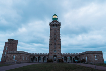Obraz premium Phare du Cap Fréhel / Lighthouse at Cape Frehel, Brittany, France