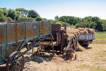 Pouldreuzic.  Battage à l'ancienne. Finistère. Bretagne