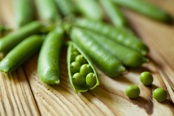 Beans and pods of green peas