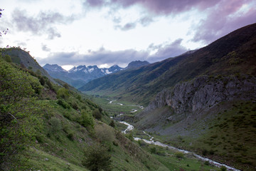 Fototapeta premium paisaje natural con cielo