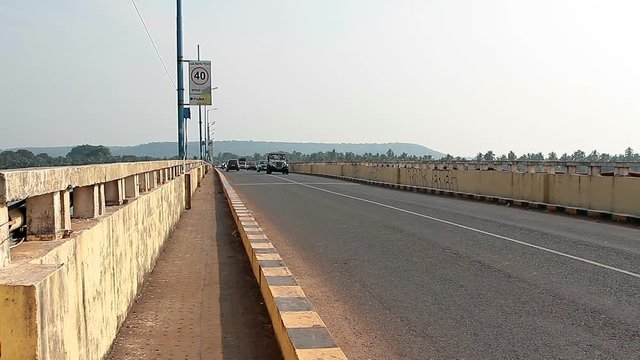 Big traffic on the bridge 