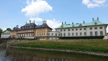 Fototapeta na wymiar Schloss Pillnitz
