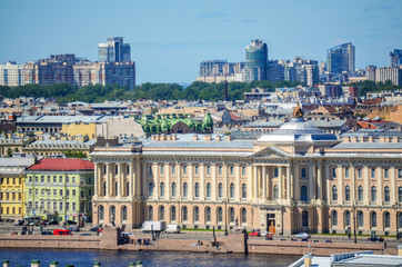 Fototapeta na wymiar Russia. Saint-Petersburg. Academy of arts On the University embankment of the Neva