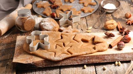 cooking gingerbread cookie for christmas