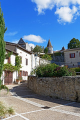 Fototapeta na wymiar ruelle de village