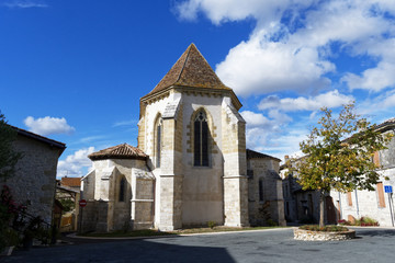 Fototapeta na wymiar Eglise Saint-Etienne