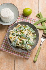 pasta with ricotta and flat green beans