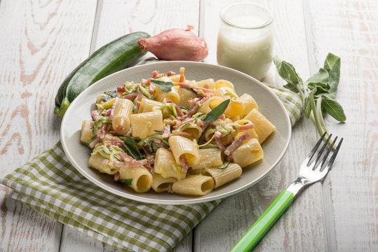 pasta with speck zucchinis and cream sauce