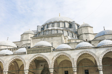 Fototapeta na wymiar The courtyard of the Suleymaniye Mosque. Istambul, Turkey
