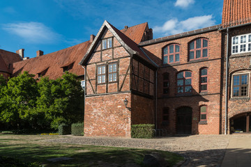 Fototapeta premium Rathausgarten in Lüneburg