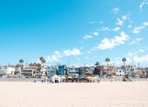 California Beach Houses And Cafe