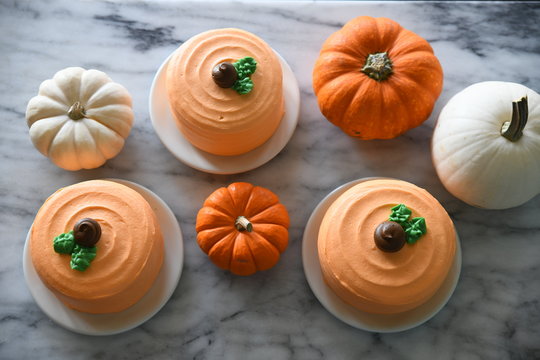 Autumn themed cakes