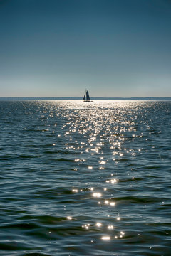 Bodden auf Fischland im Gegenlicht