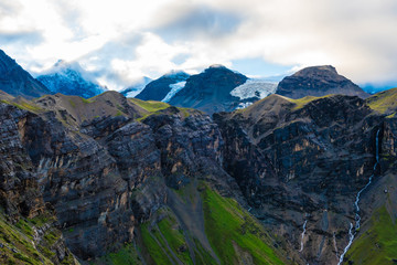 Obraz premium Nature view with snowy peaks in Annapurna Conservation Area, Nepal