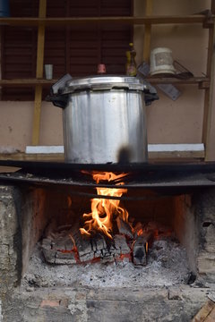 fog&atilde;o &agrave; lenha