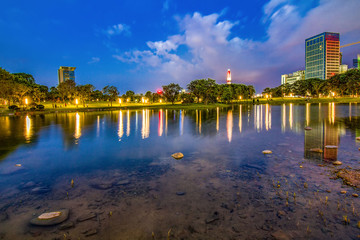 Fototapeta na wymiar City Nightscape of Shenzhen Xiangmi Park