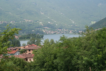 scorcio di lago