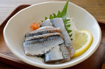 さんまの刺身