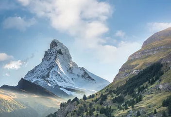 Foto auf Acrylglas Matterhorn Matterhorn gegen Sonnenuntergang in den Schweizer Alpen, Zermatt, Schweiz