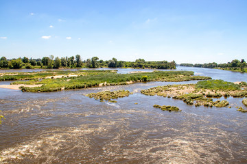 Beaugency. Îlots sur la Loire. Loiret. Centre-Val de Loire