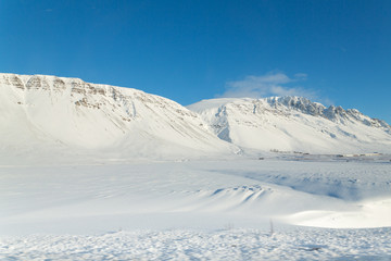 blauwei&szlig;e Schneelandschaft