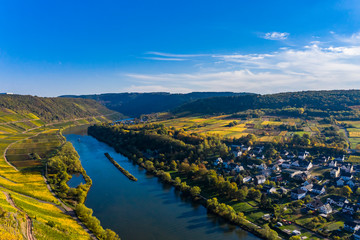 Obraz premium Aerial photograph, Germany, Rhineland-Palatinate, Cochem district - Zell, Moselle, Moselle loop near Pünderich with youth ministry Marienburg