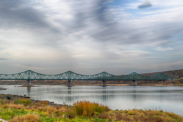 Most i rzeka Wisła, Polska
