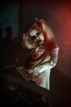 terrifying zombie girl