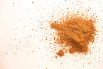 Fototapeta na wymiar cinnamon sticks and powder isolated