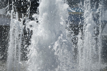 Obraz na płótnie Canvas Spray of water from the fountain.