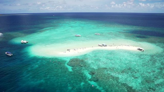 バラス島