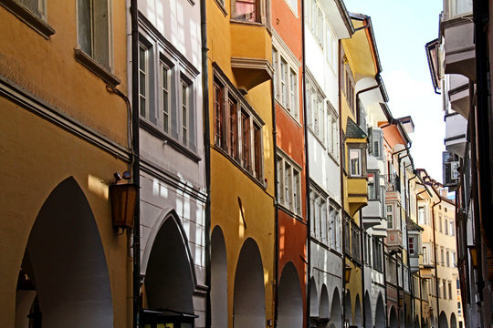 Case in via dei Portici a Bolzano