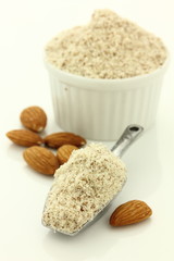 アーモンドパウダー