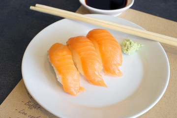 Sashimi salmon
