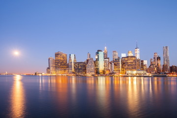 Fototapeta na wymiar Manhattan Before Sunrise