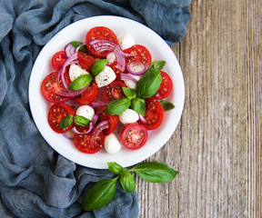 Italian caprese salad