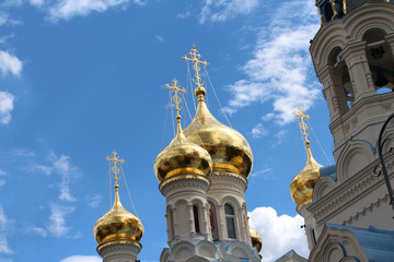 Fototapeta na wymiar Russian orthodox church, Karlovy Vary, Czech republic