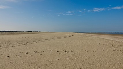 Weite menschenleere Nordseestr&auml;nde, Zeeland in den Niederlanden 