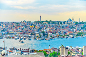 Obraz premium Top view from Galata Tower in Istanbul at sunset time